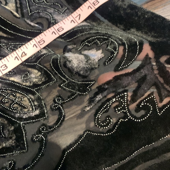 BLACK BOHO VELOUR SCARF🖤🕸️ - Picture 4 of 5